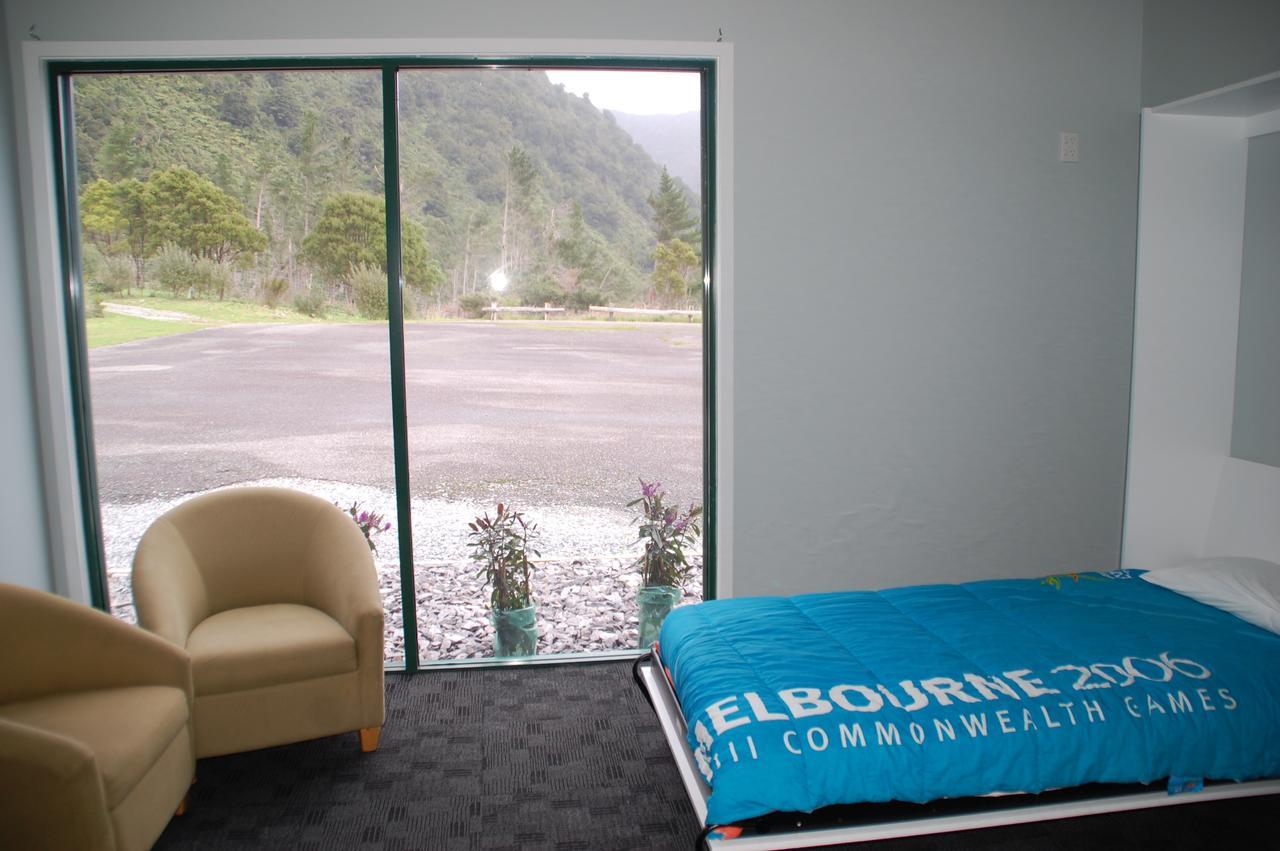 Rataview Motel Barrytown Exterior photo